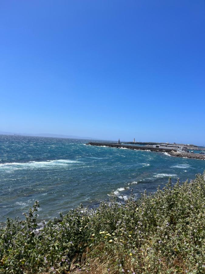 Apartment In Old Town With Roof Terrace And Fibre, Tarifa Exteriör bild