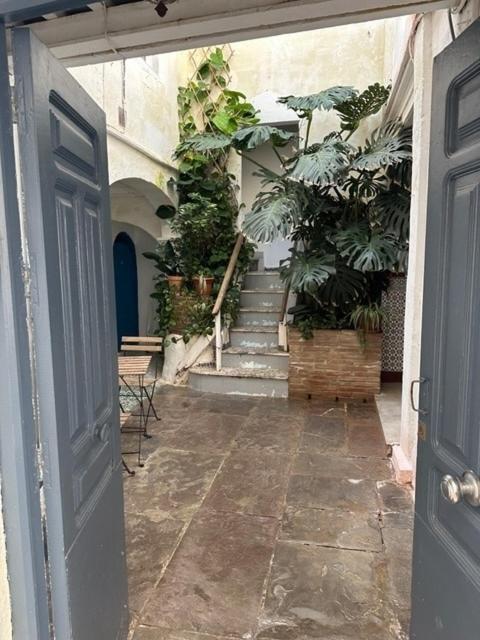 Apartment In Old Town With Roof Terrace And Fibre, Tarifa Exteriör bild