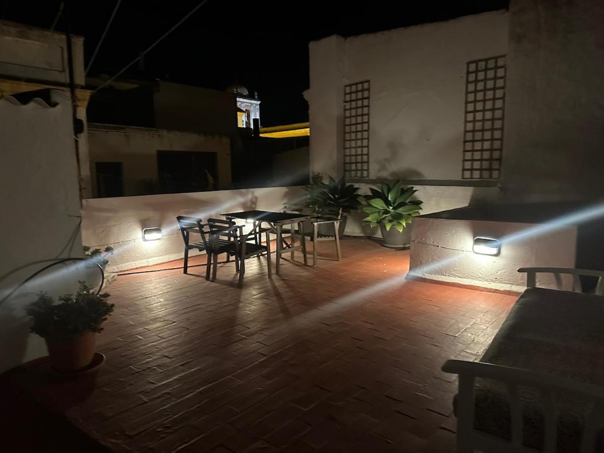Apartment In Old Town With Roof Terrace And Fibre, Tarifa Exteriör bild