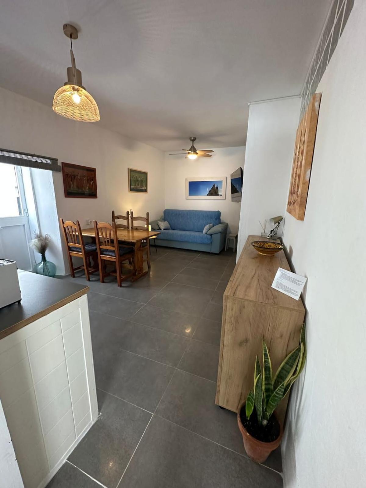 Apartment In Old Town With Roof Terrace And Fibre, Tarifa Exteriör bild